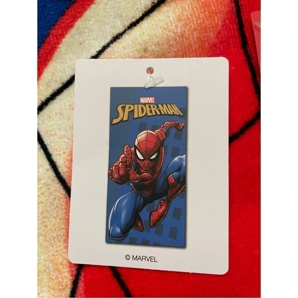 Marvel Exclusive : Spiderman Beach Towel | NWT | One Size 💙